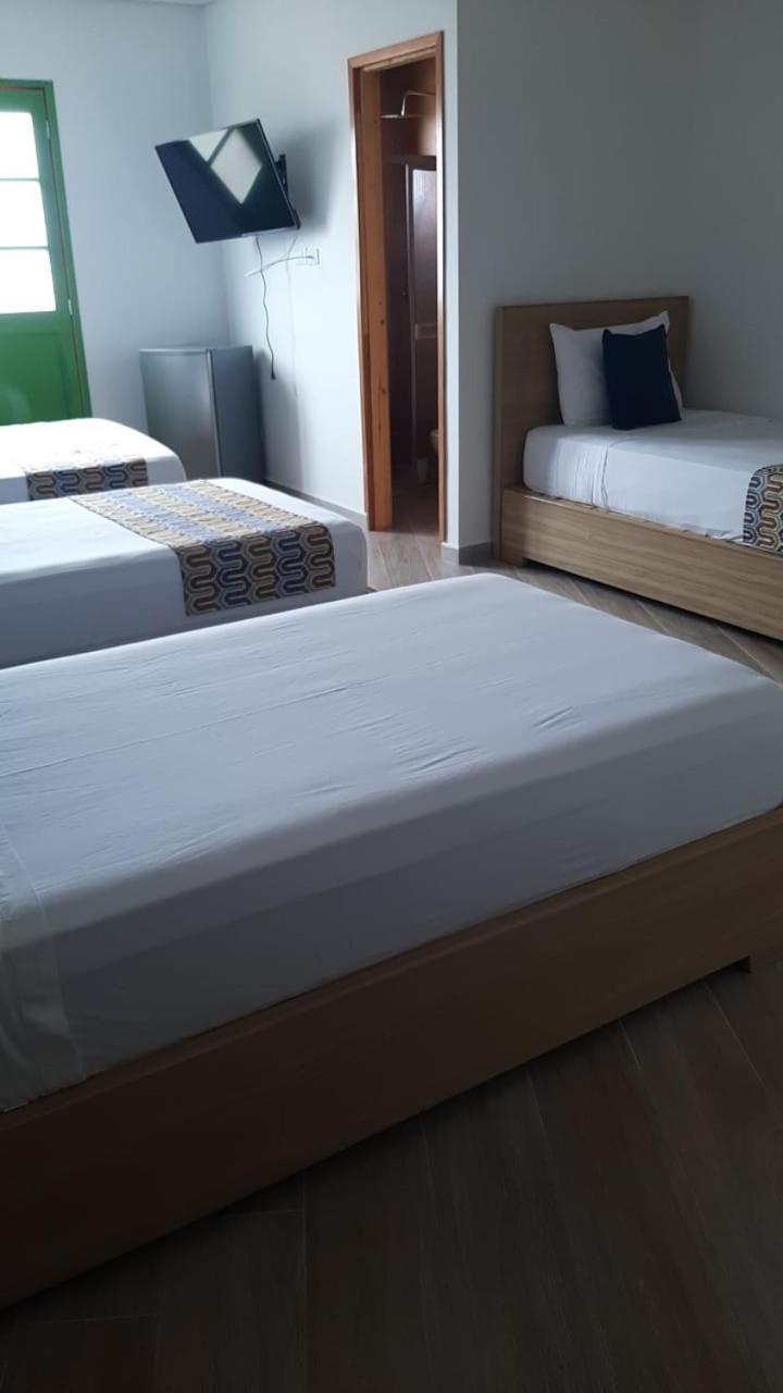 Alto Verde Hotel Guatapé Buitenkant foto